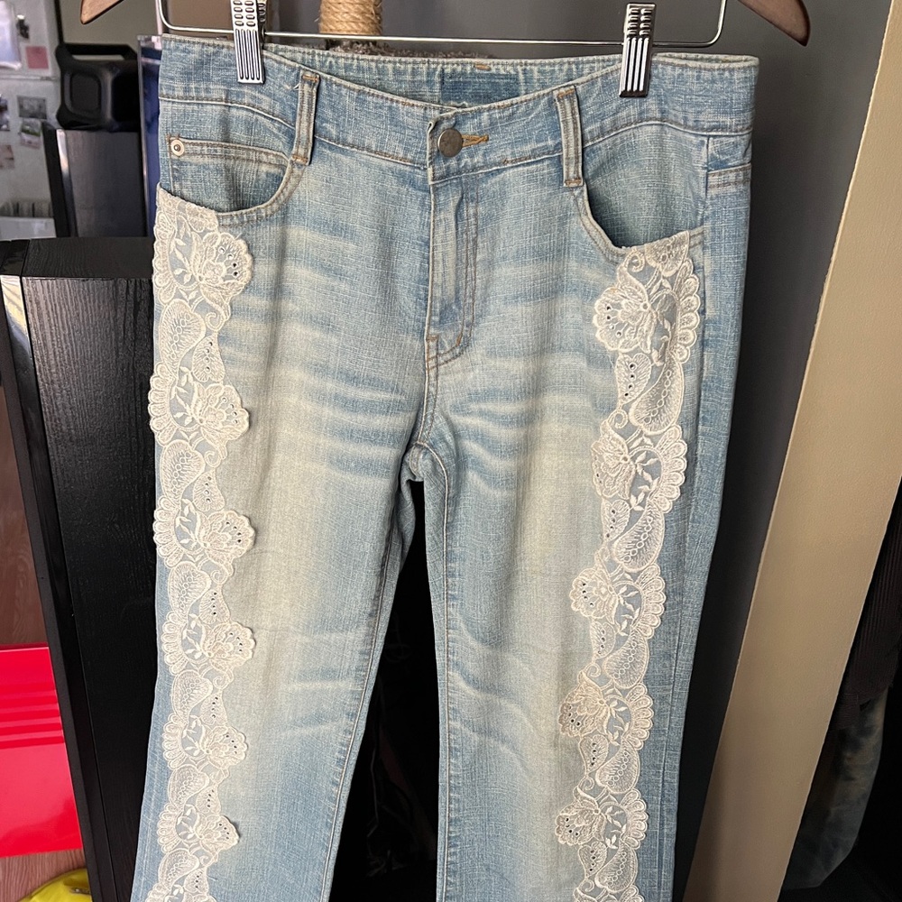 Lace Detail Jeans